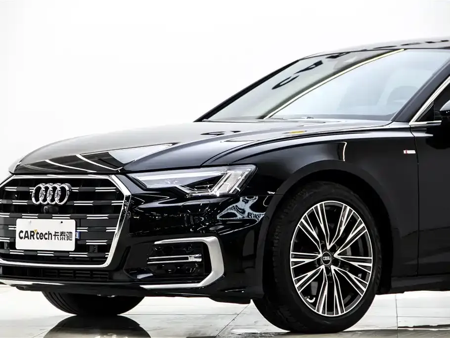 Audi A6L — фото 7