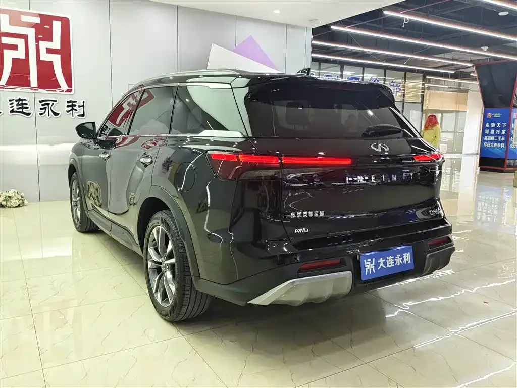 Infiniti QX60 2023 из CN, фото 9