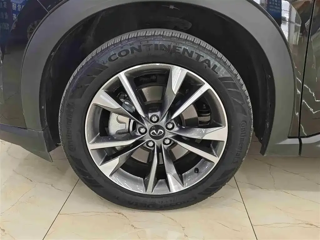 Infiniti QX60 2023 из CN, фото 5
