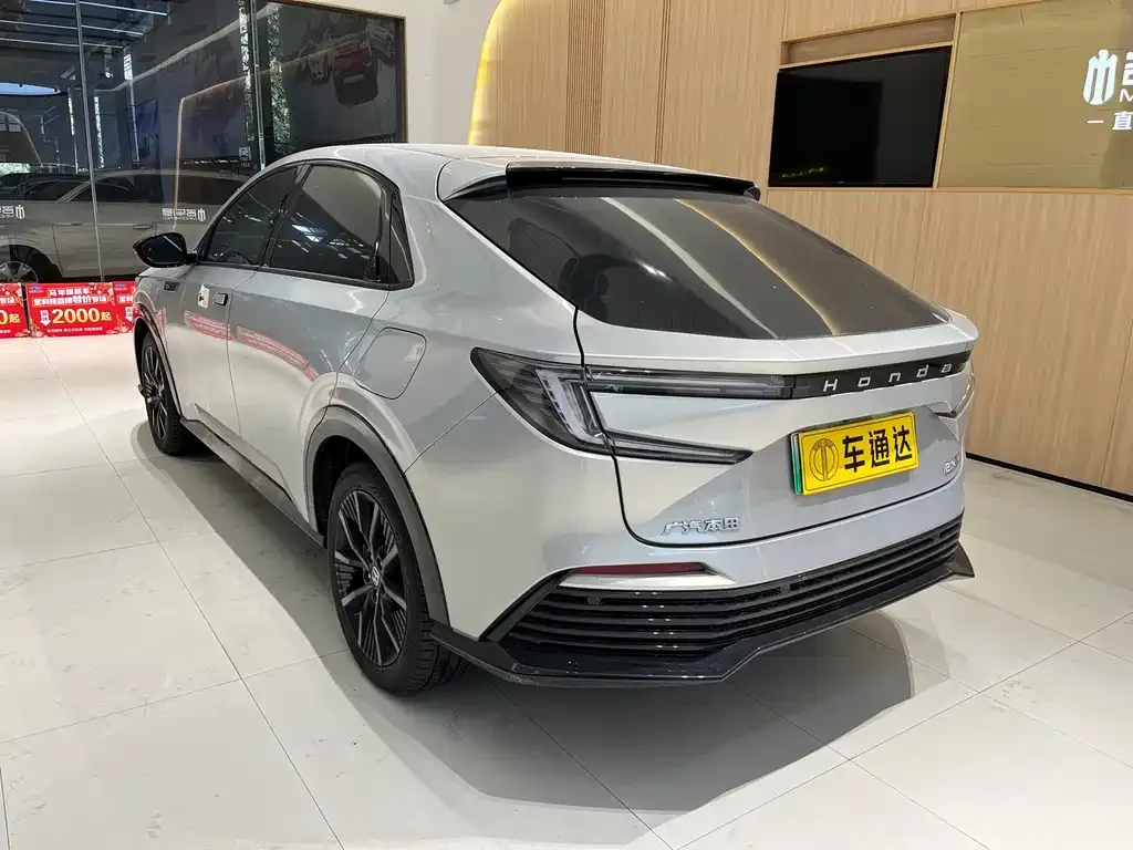 Honda e:NP2 2024 из CN, фото 9