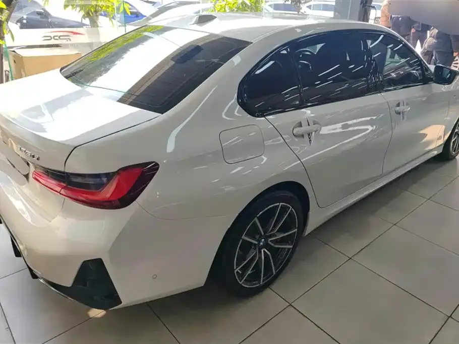 BMW 3 Series 2025 из CN, фото 7
