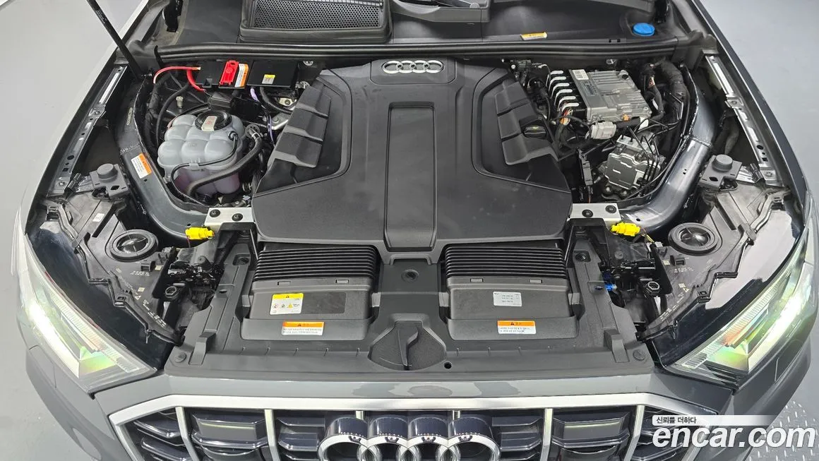Audi Q7 2022 из KR, фото 9