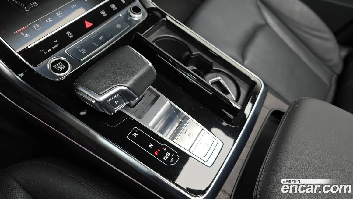 Audi Q7 2022 из KR, фото 8