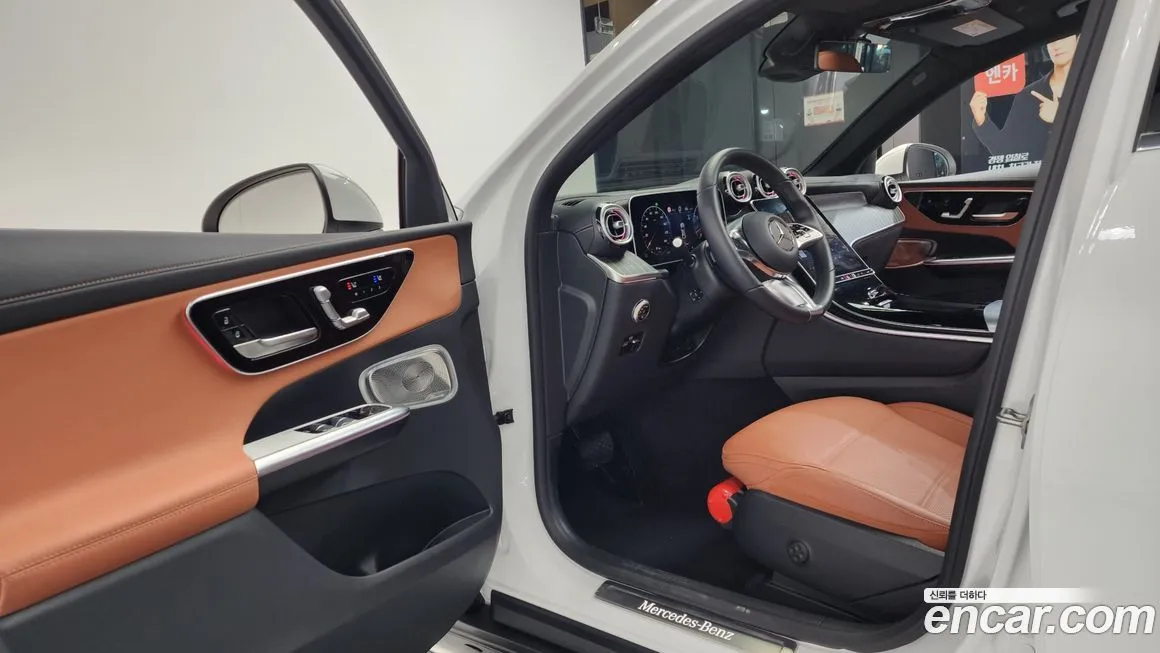 Mercedes-Benz GLC-Class 2025 из KR, фото 2