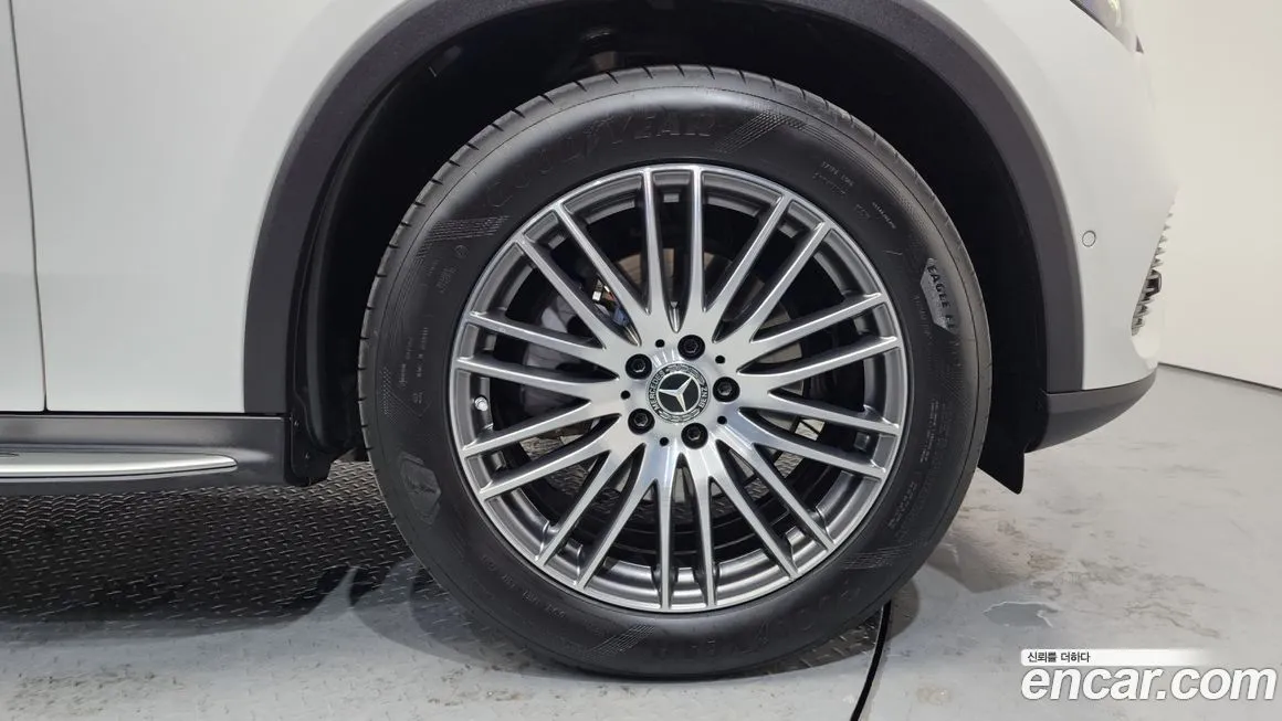 Mercedes-Benz GLC-Class 2025 из KR, фото 9