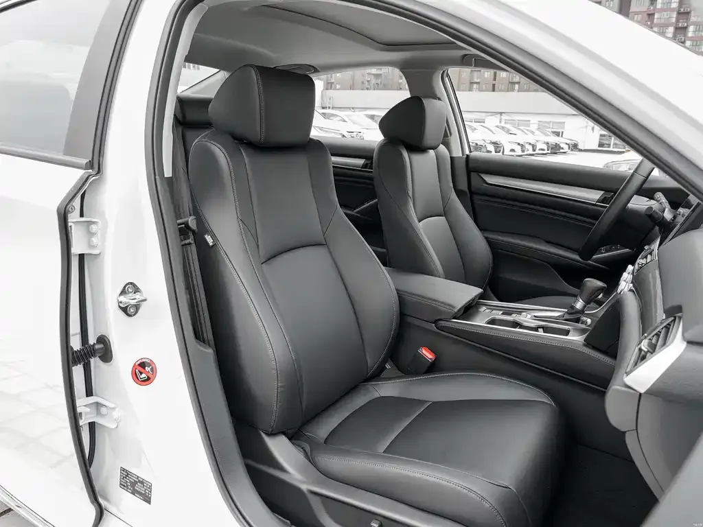Honda Accord 2023 из CN, фото 7