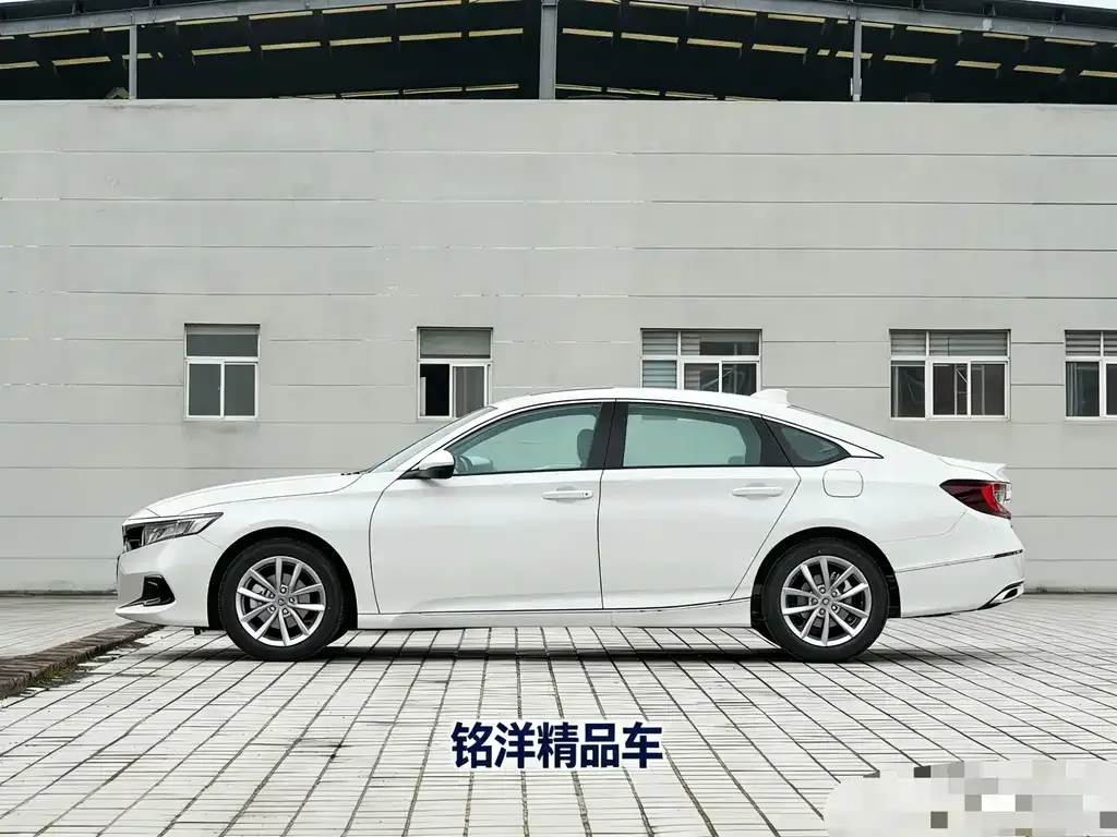 Honda Accord 2023 из CN, фото 9