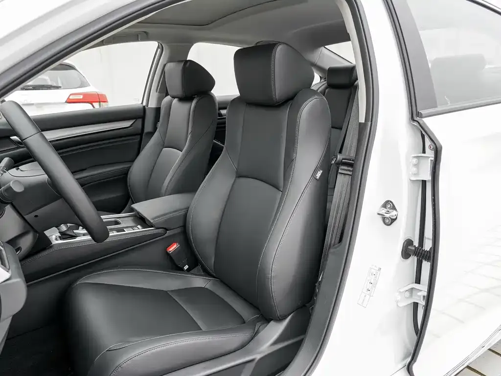 Honda Accord 2023 из CN, фото 6
