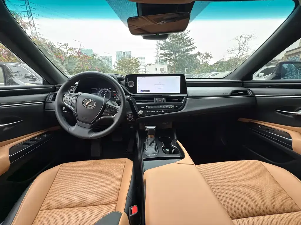 Lexus ES 2023 из CN, фото 4