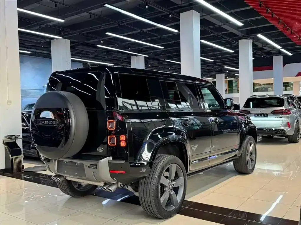 Land Rover Defender 2023 из CN, фото 8