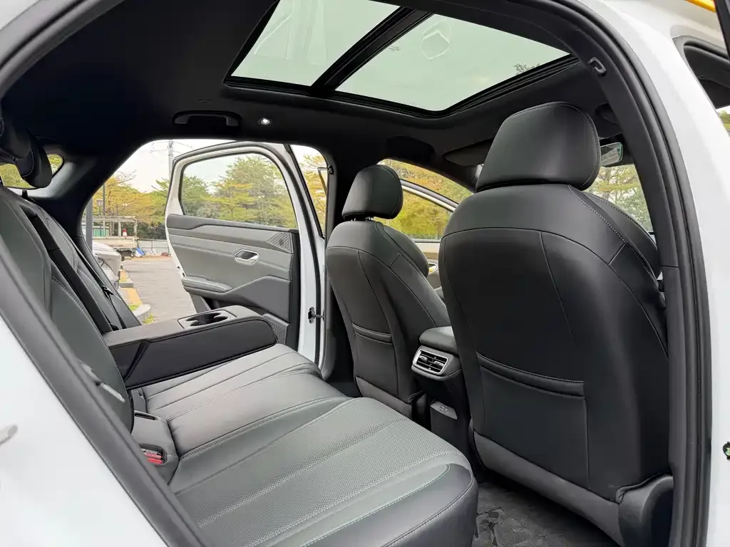 BYD Qin L 2025 из CN, фото 3