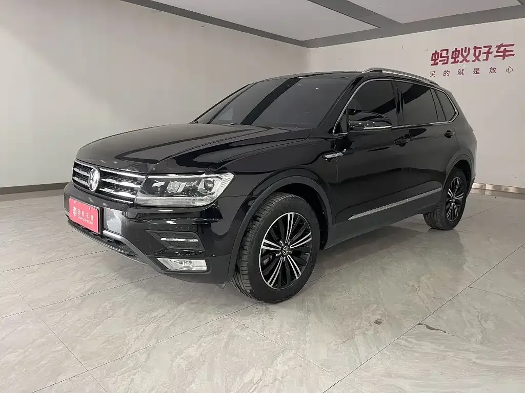 Volkswagen Tiguan L 2021 из CN, фото 1