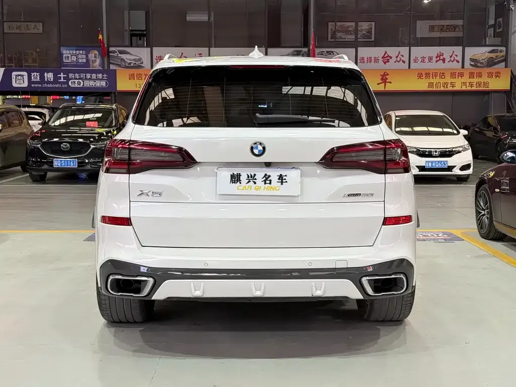 BMW X5 (Import) — фото 5