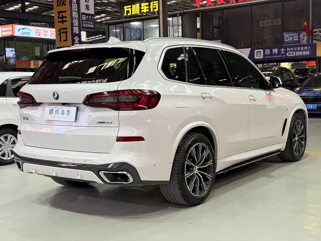 BMW X5 (Import) — фото 9