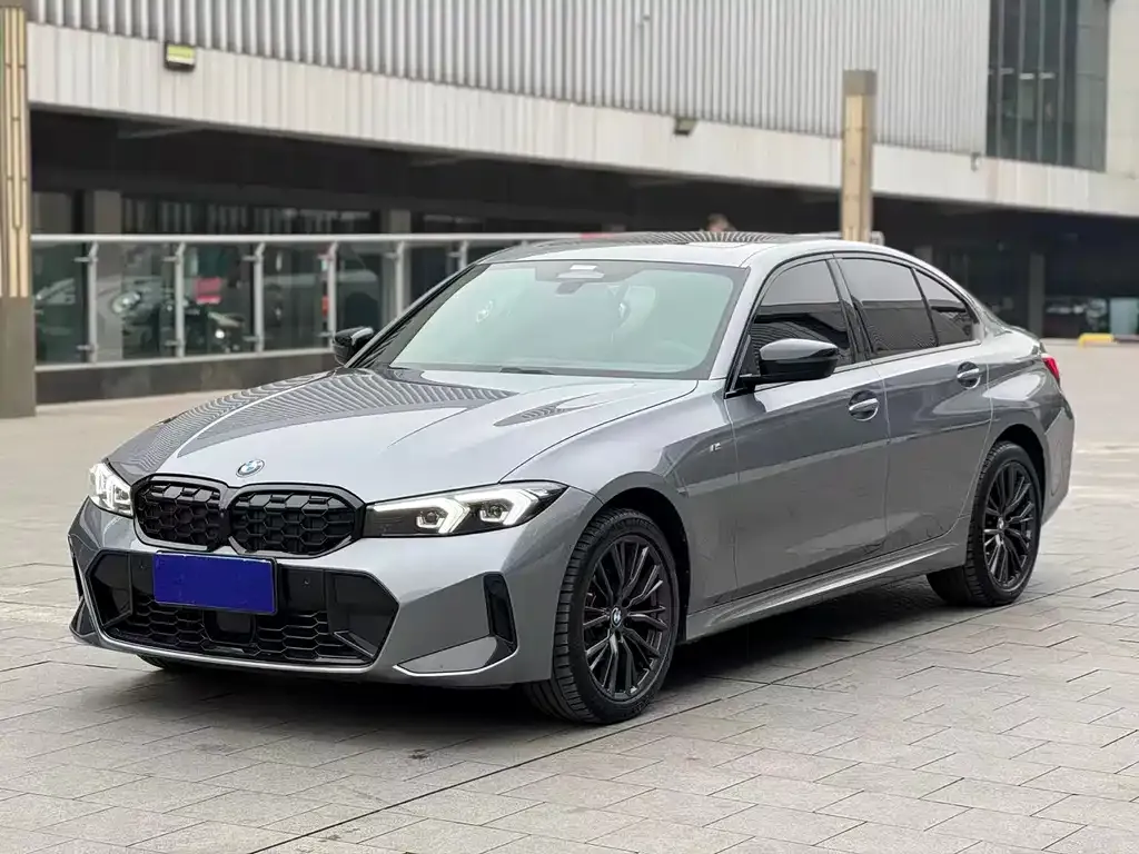 BMW 3 Series 2022 из CN, фото 1
