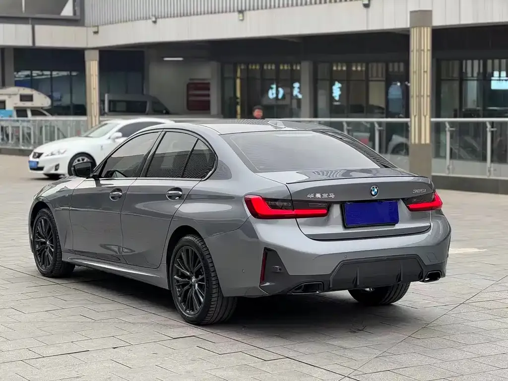 BMW 3 Series 2022 из CN, фото 7