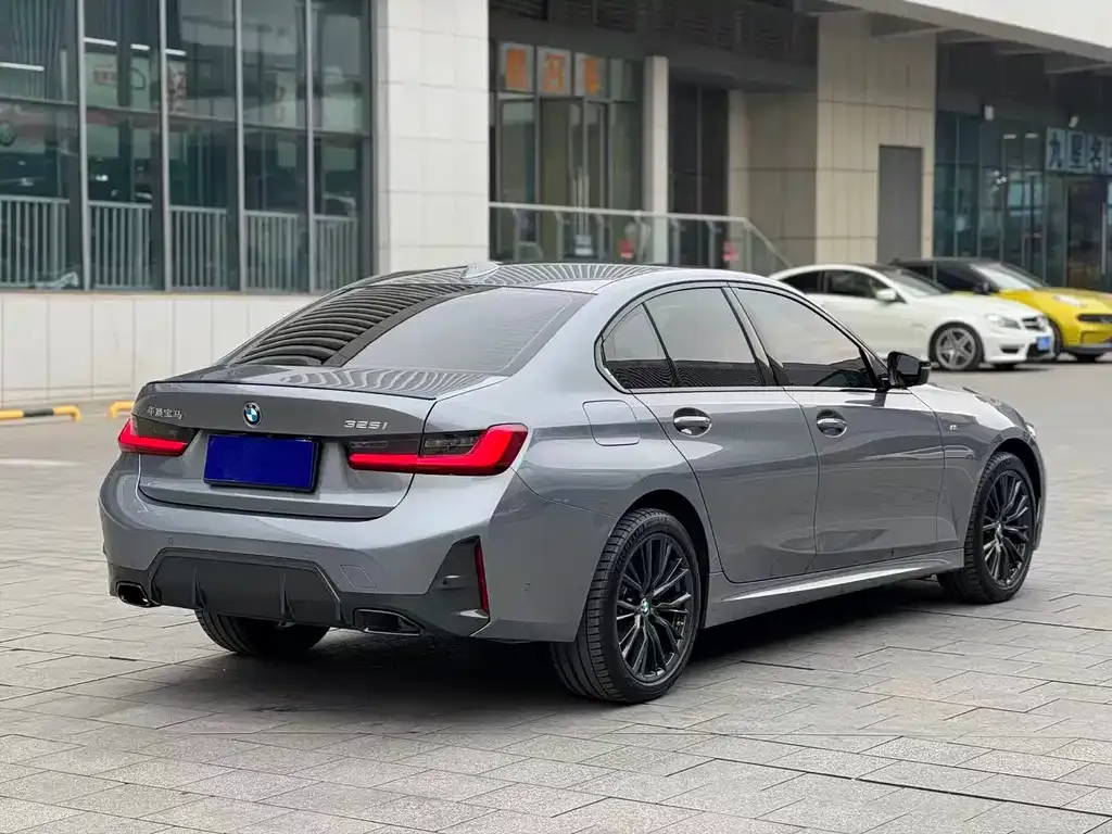 BMW 3 Series 2022 из CN, фото 5