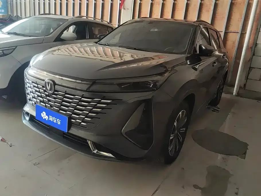 Changan CS75PLUS — фото 1