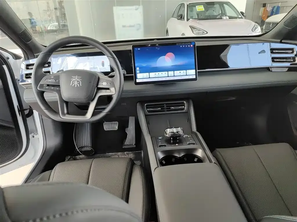 BYD Qin L 2025 из CN, фото 9