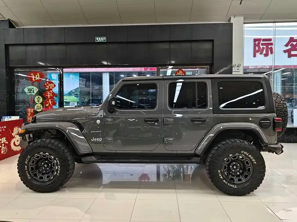 Jeep Wrangler 2021 из CN, фото 10