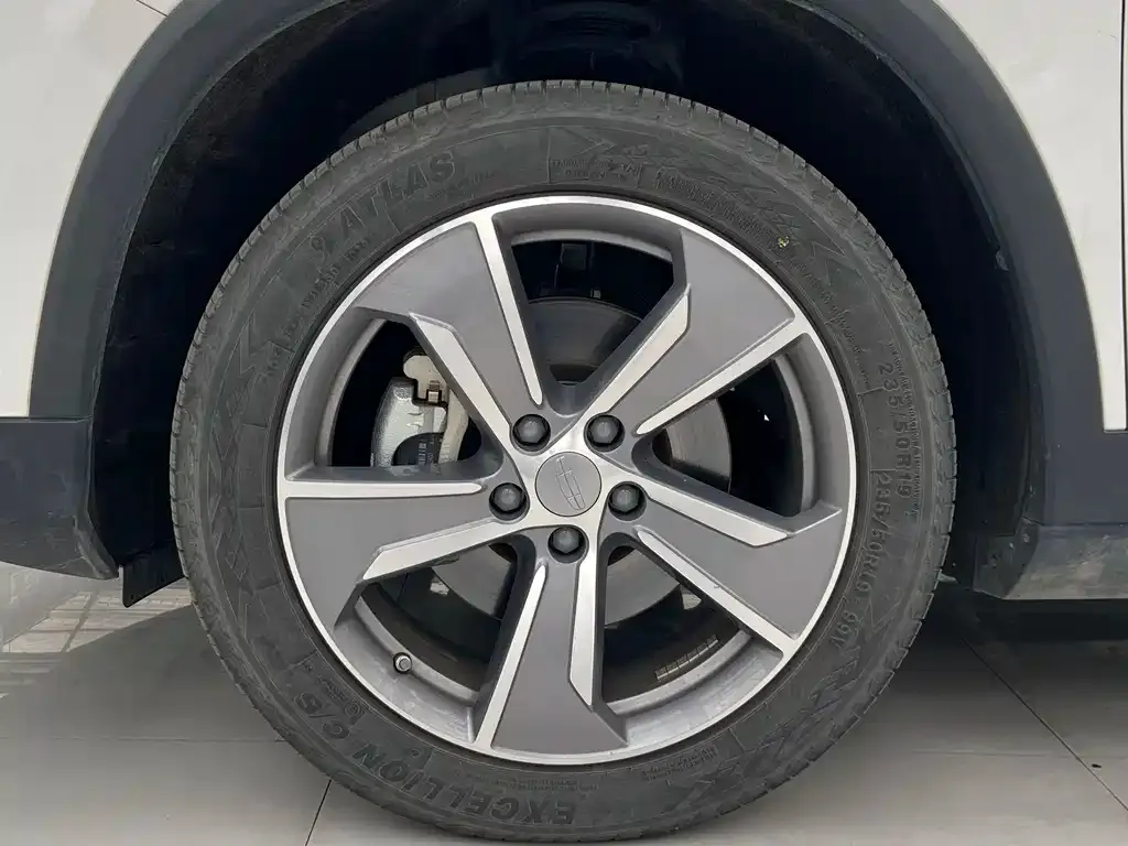 Geely Haoyue L 2024 из CN, фото 3