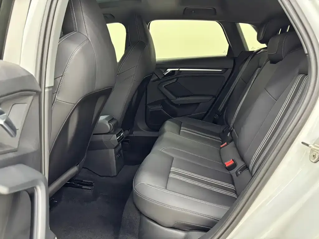Audi A3 2022 из CN, фото 10