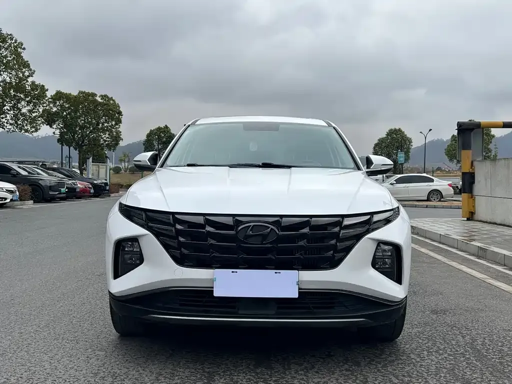Hyundai Tucson — фото 8