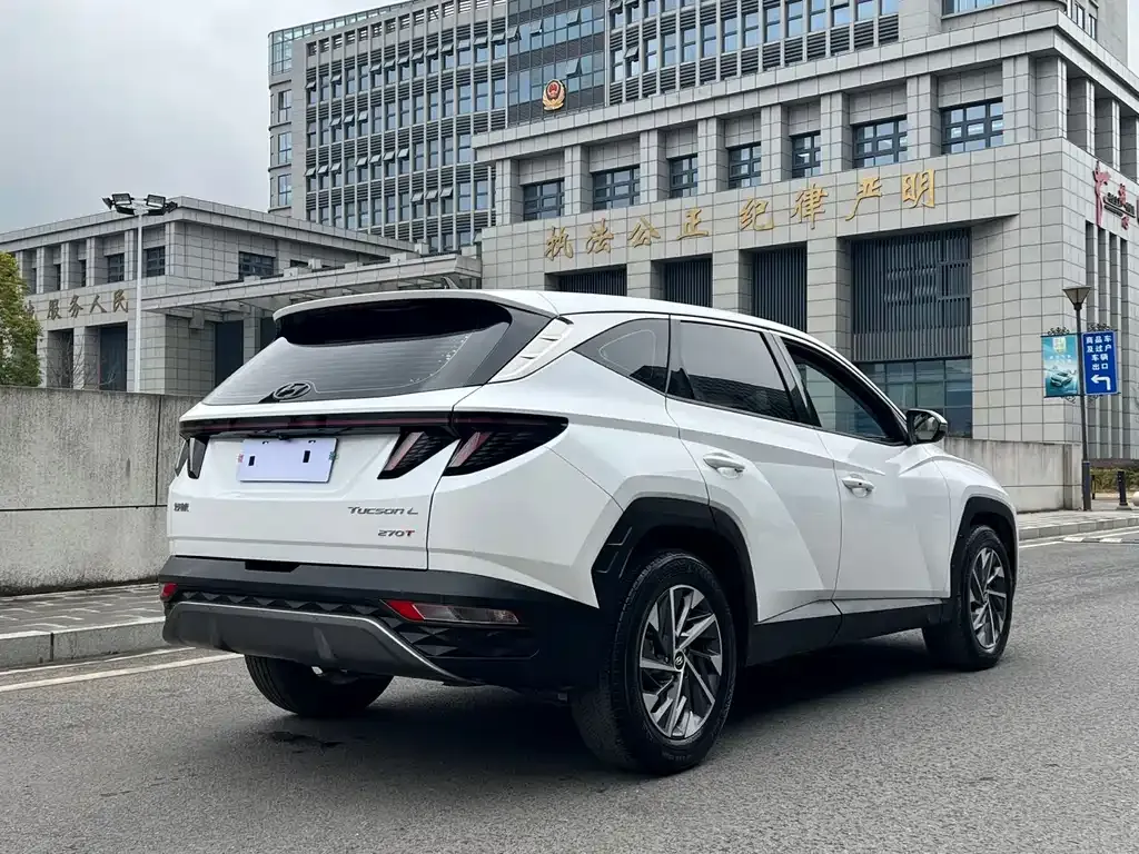 Hyundai Tucson — фото 6