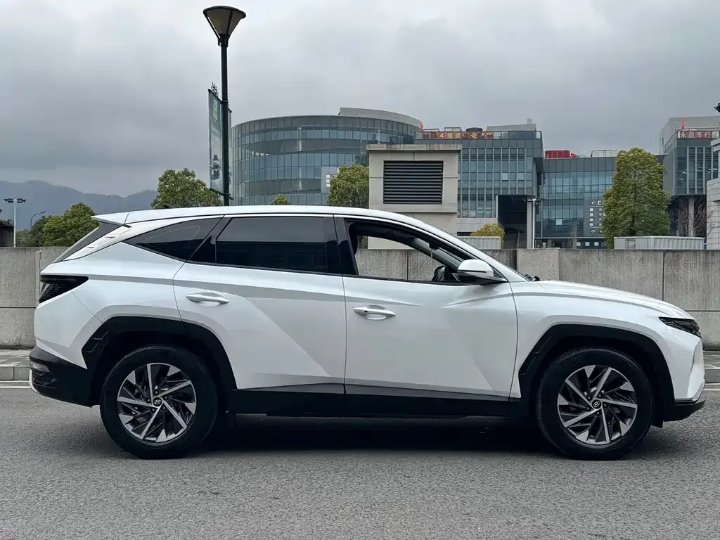 Hyundai Tucson — фото 4
