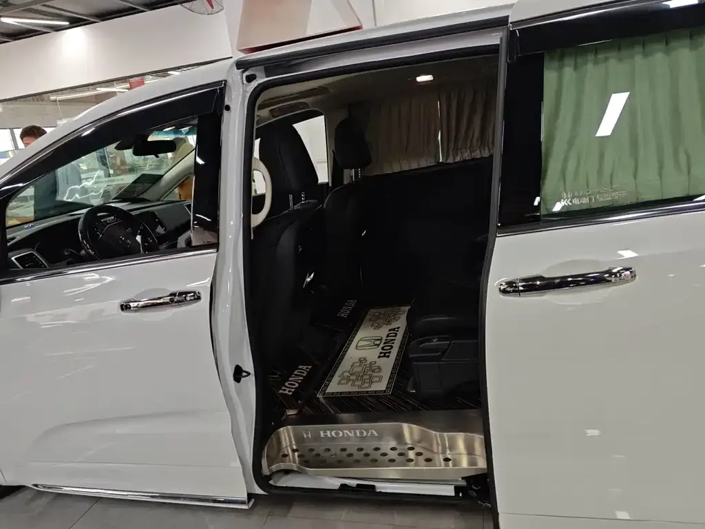 Honda Odyssey 2021 из CN, фото 3
