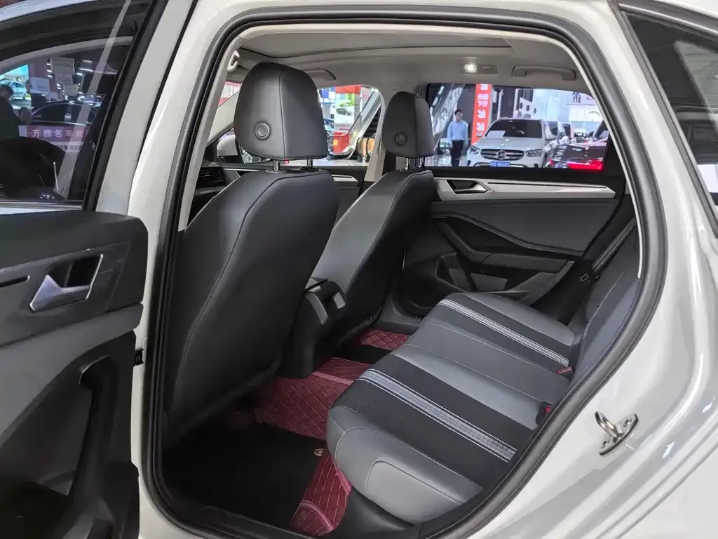 Volkswagen Sagitar 2025 из CN, фото 6