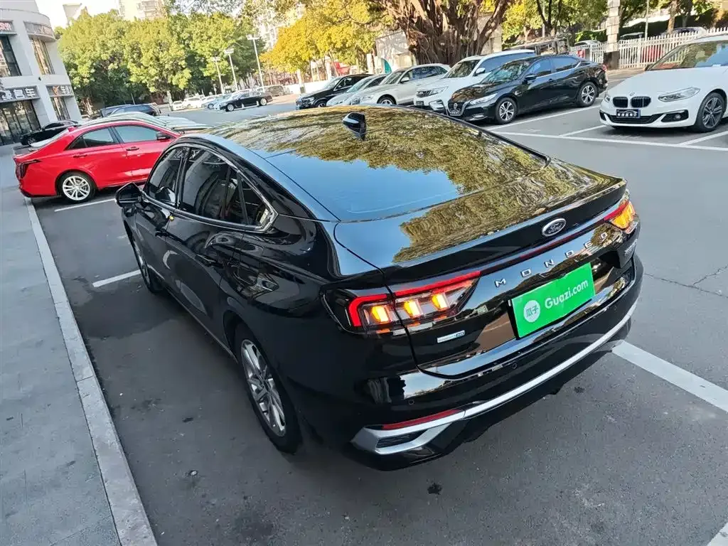 Ford Mondeo 2023 из CN, фото 8
