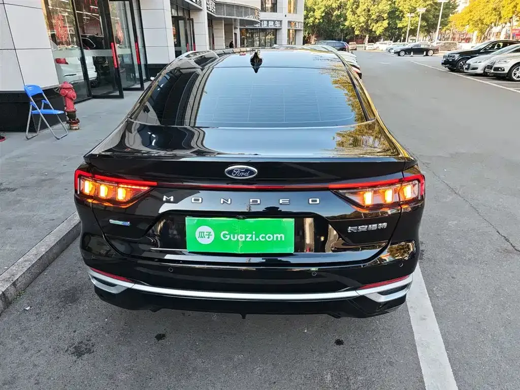 Ford Mondeo 2023 из CN, фото 3