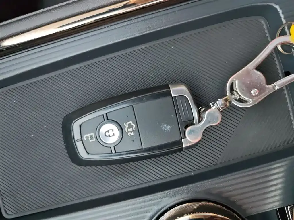 Ford Mondeo 2023 из CN, фото 10