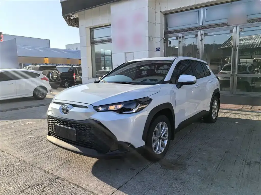 Toyota Frontlander 2023 из CN, фото 1