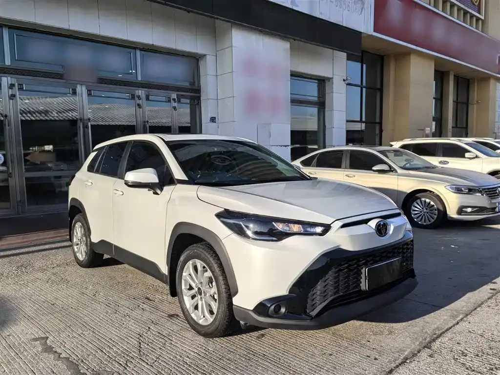 Toyota Frontlander 2023 из CN, фото 8