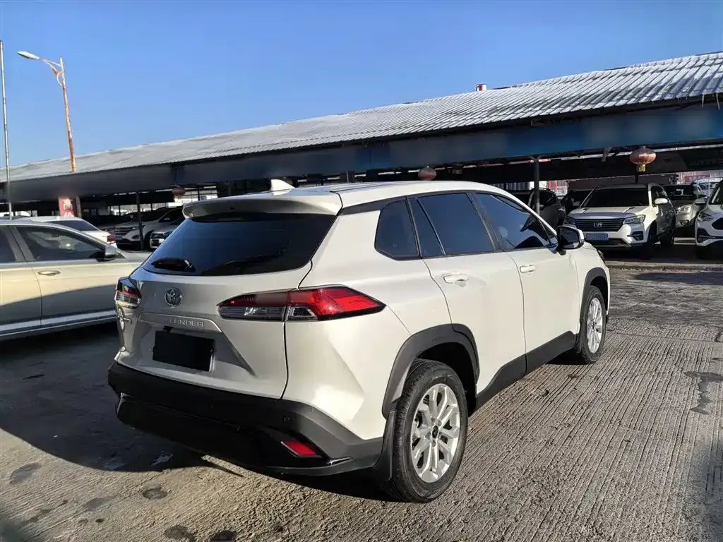 Toyota Frontlander 2023 из CN, фото 6