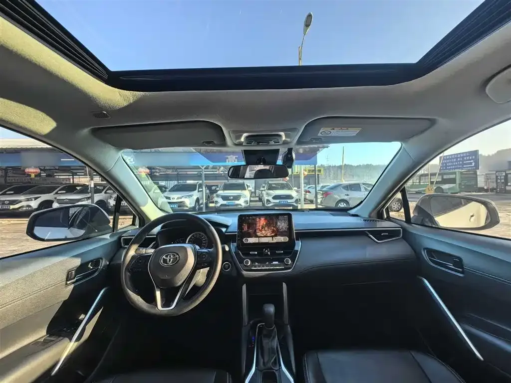 Toyota Frontlander 2023 из CN, фото 2