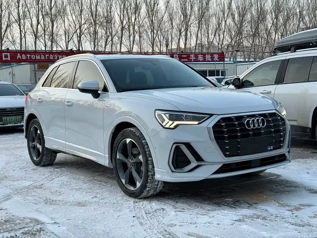 Audi Q3 2021 из CN, фото 7
