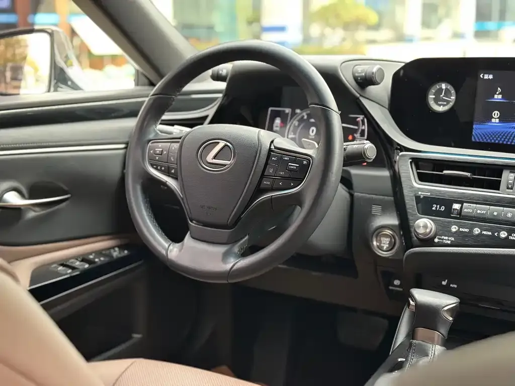 Lexus ES 2022 из CN, фото 3
