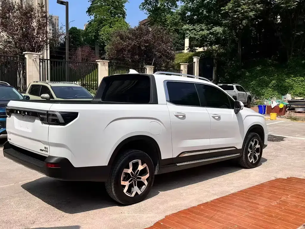 Geely 吉利雷达地平线 — фото 10