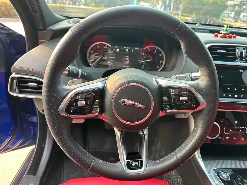 Jaguar XEL 2022 из CN, фото 7
