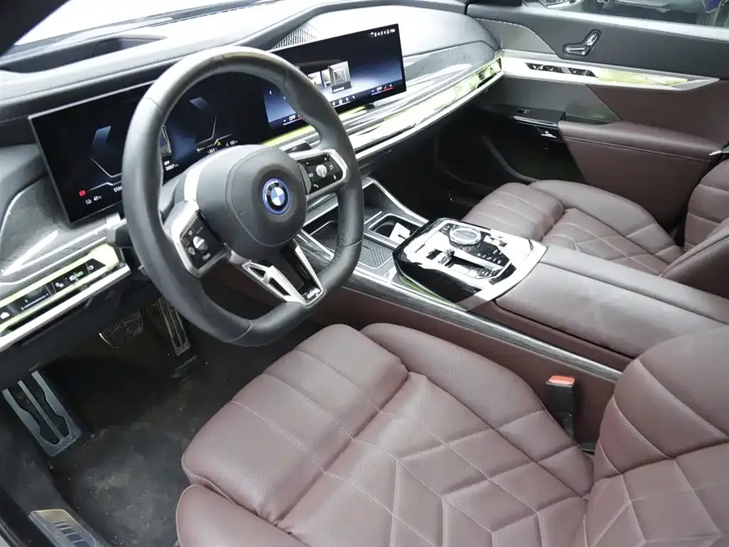 BMW i7 2023 из CN, фото 6