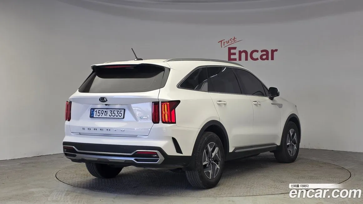 Kia Sorento — фото 5