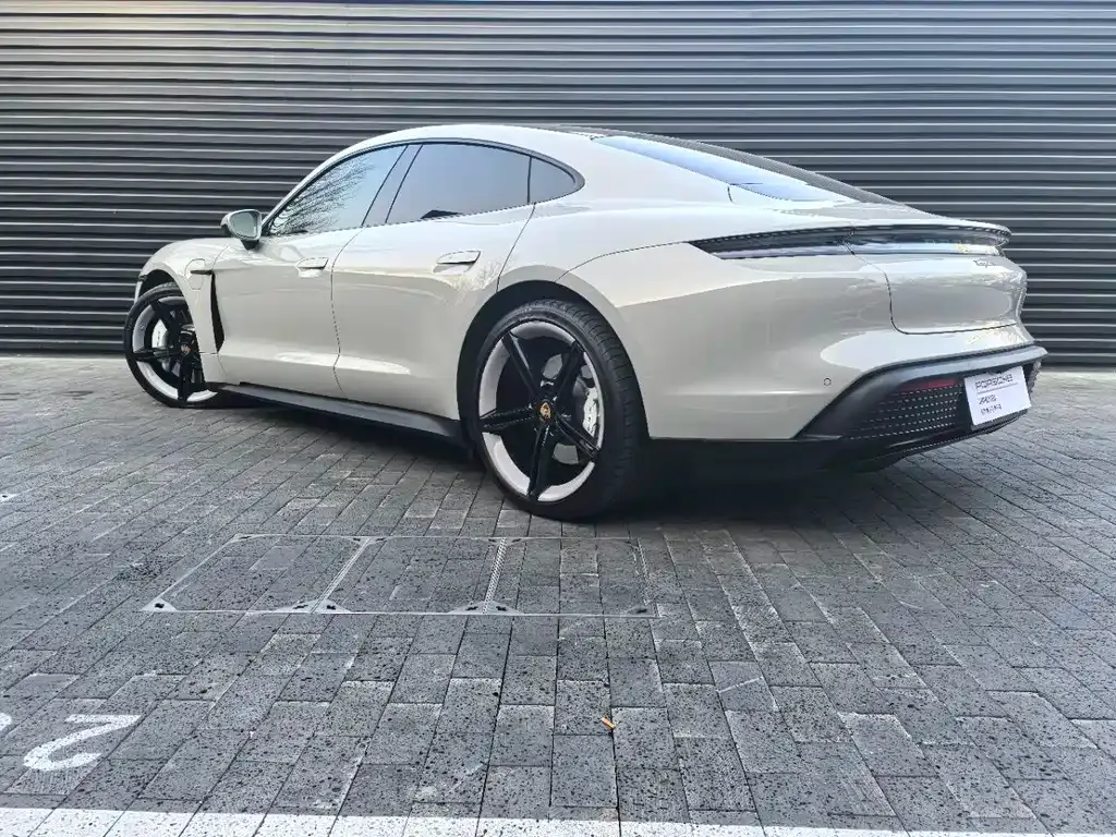 Porsche Taycan 2024 из CN, фото 9
