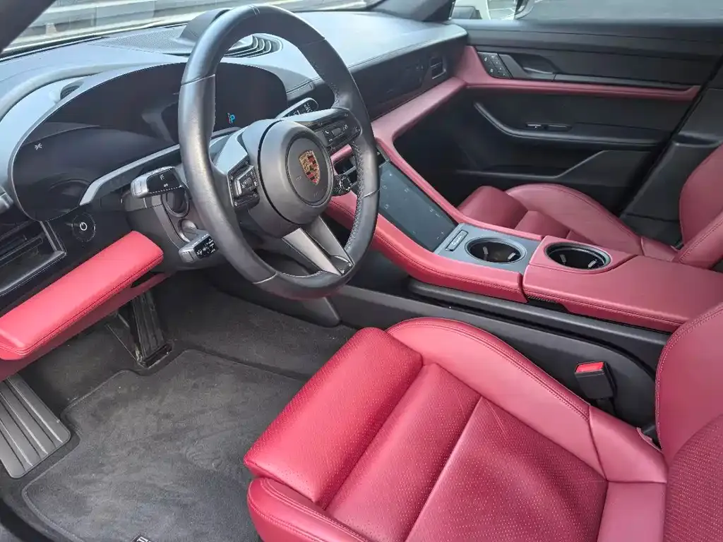 Porsche Taycan 2024 из CN, фото 3