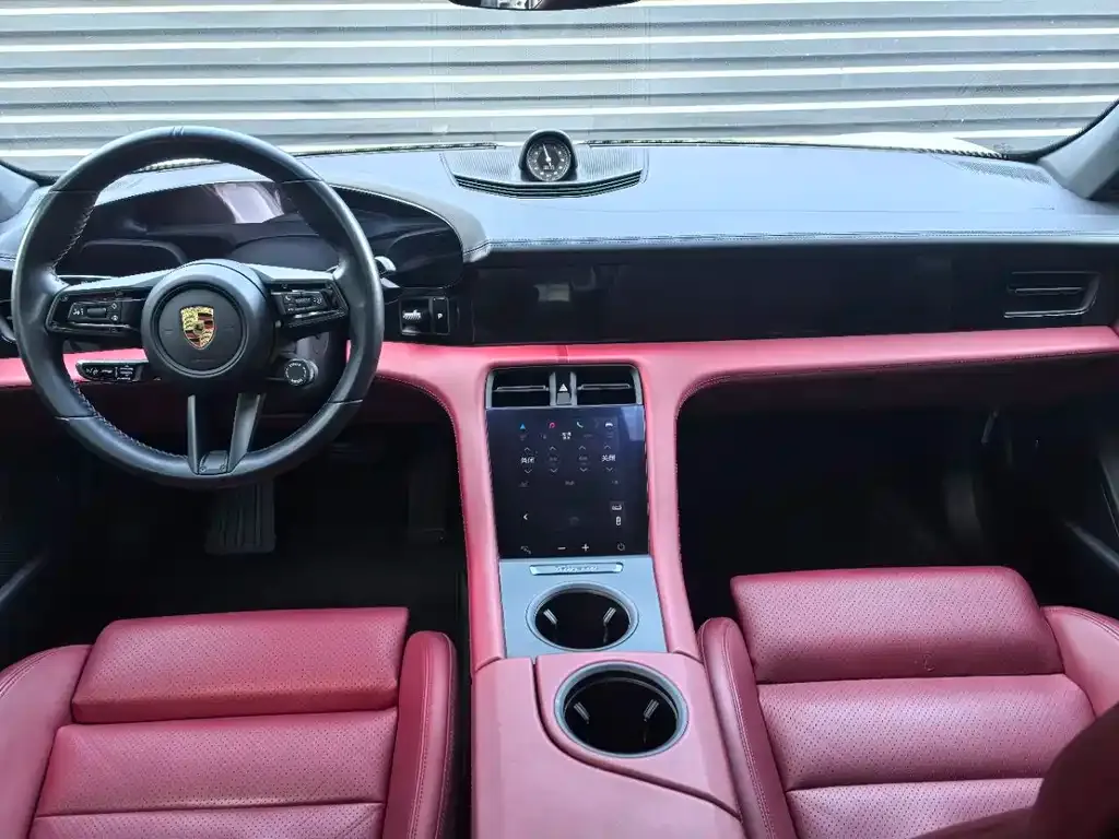 Porsche Taycan 2024 из CN, фото 8
