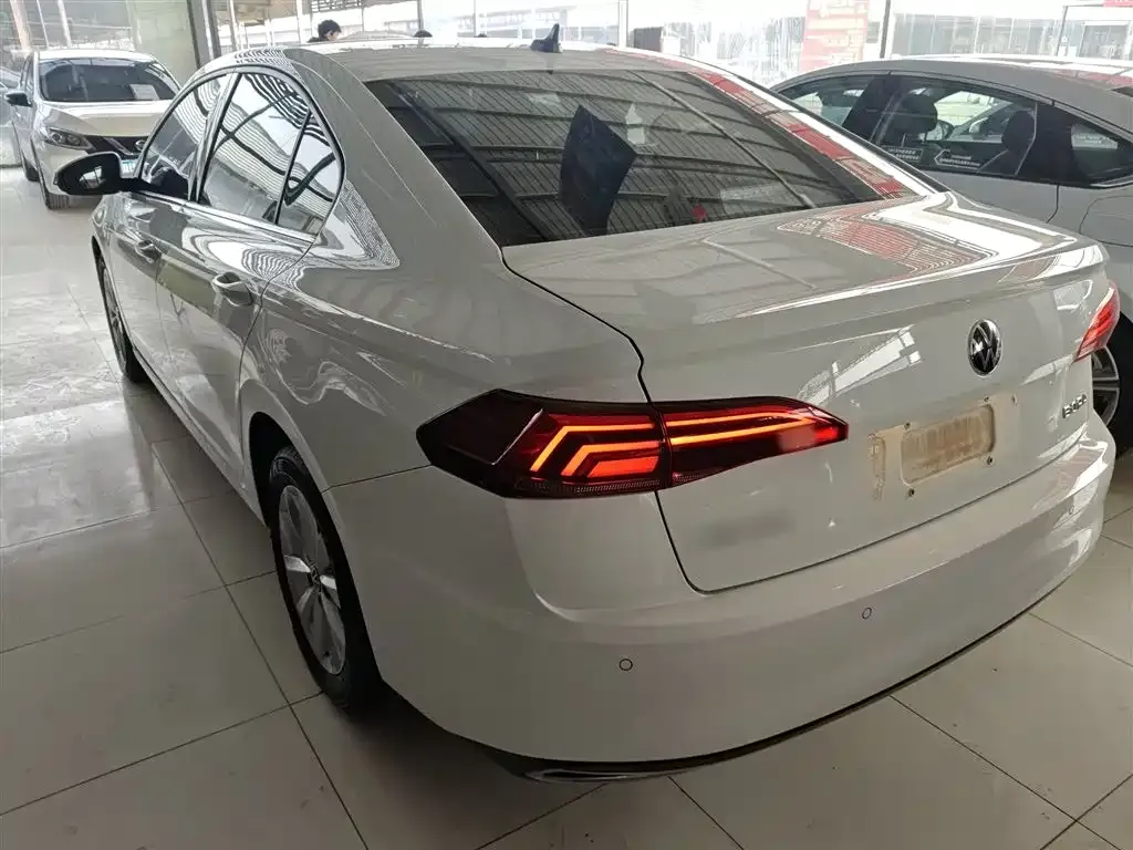 Volkswagen Bora 2022 из CN, фото 8