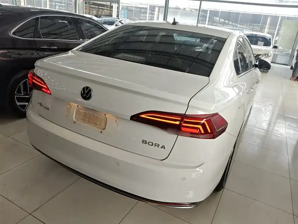 Volkswagen Bora 2022 из CN, фото 10