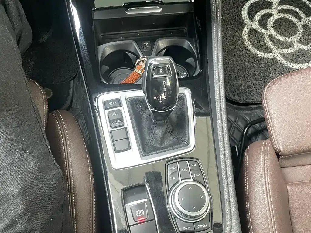 BMW 1 Series 2022 из CN, фото 8
